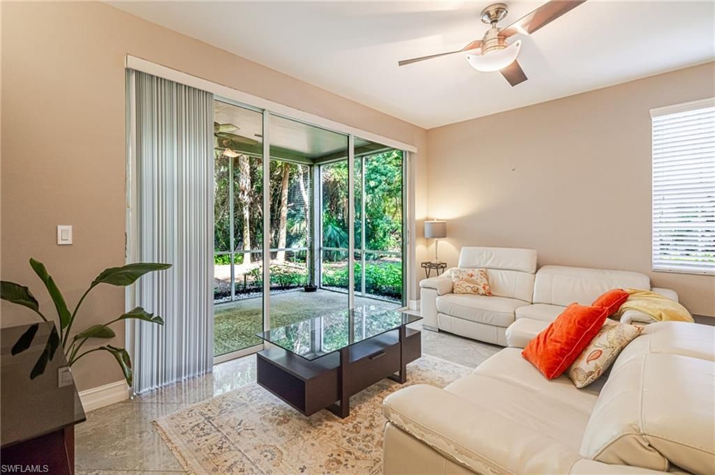 3735 Fieldstone Blvd , Unit 903, Naples, FL 34109 Photo