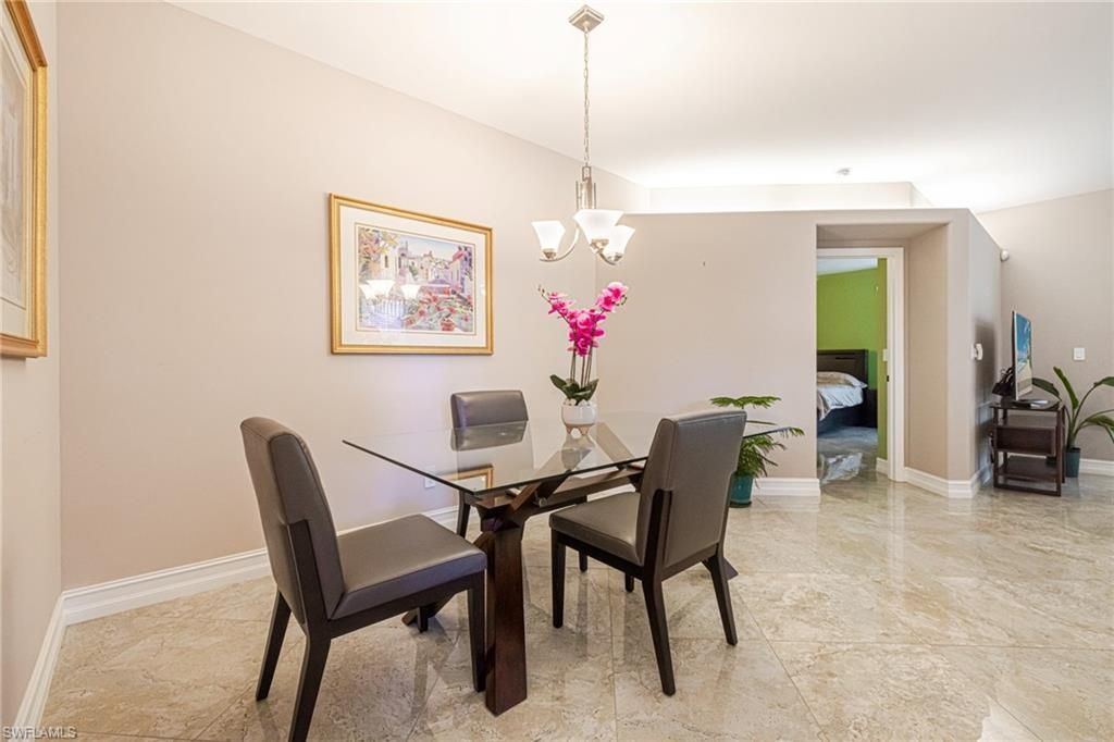 3735 Fieldstone Blvd , Unit 903, Naples, FL 34109 Photo