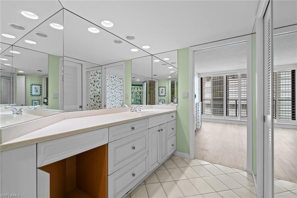 4901 Gulf Shore Blvd N, Unit 1501, Naples, FL 34103 Photo