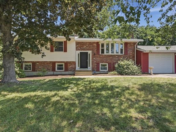 7 San Mateo Drive, Chelmsford, MA 01824