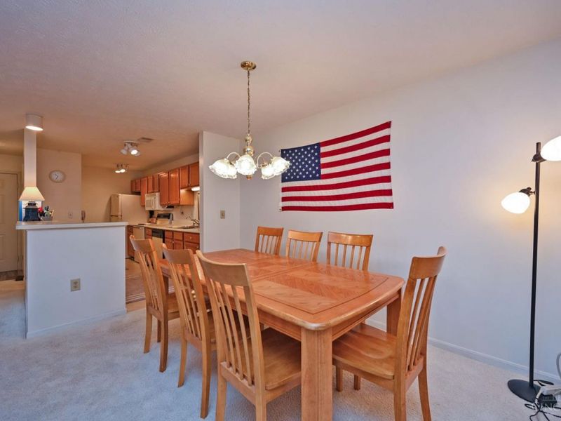 7382 Ridgepoint Drive, Unit 7, Cincinnati, OH 45230 Photo 12