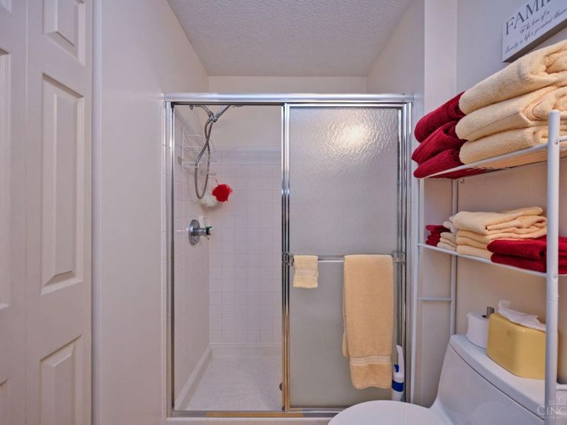 7382 Ridgepoint Drive, Unit 7, Cincinnati, OH 45230 Photo 23