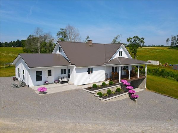 7690 Banks Road , Gainesville, NY 14066