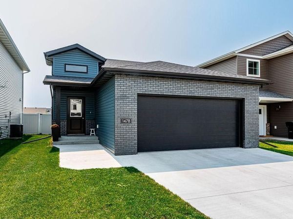 1478 69th Avenue S, Fargo, ND 58104