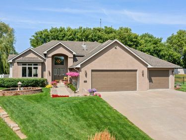 12046 94th Avenue N, Maple Grove, MN 55369