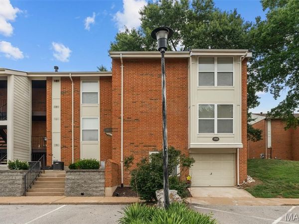 1965 Greenglen Drive , Unit 1965, Kirkwood, MO 63122