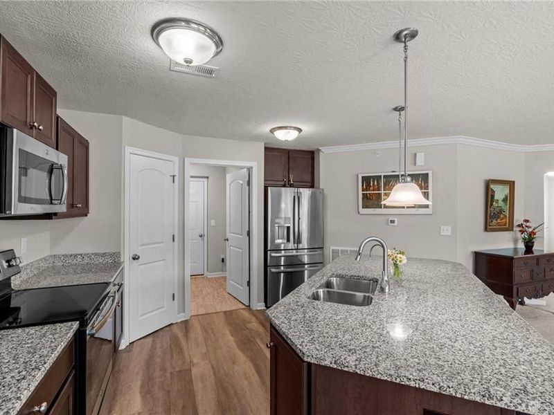 296 Old Pond Road, Springboro, OH 45066 Photo 12