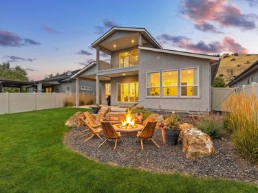 7691 W Hill Rd, Boise, ID 83714
