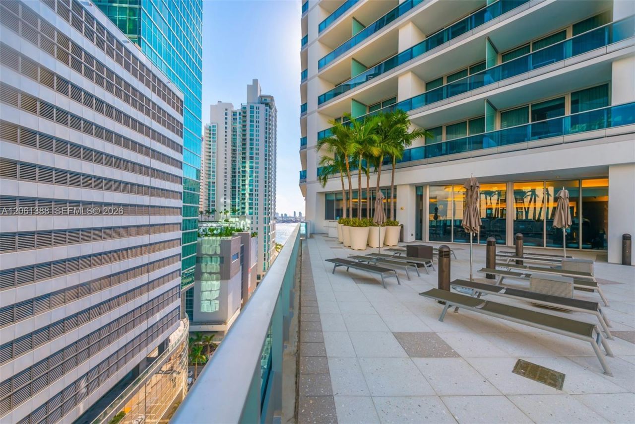200 Biscayne Boulevard Way , Unit 4409, Miami, FL 33131 Photo