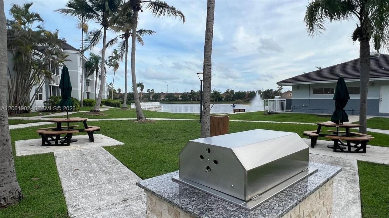 8600 SW 212th St, Unit 108, Cutler Bay, FL 33189 Photo