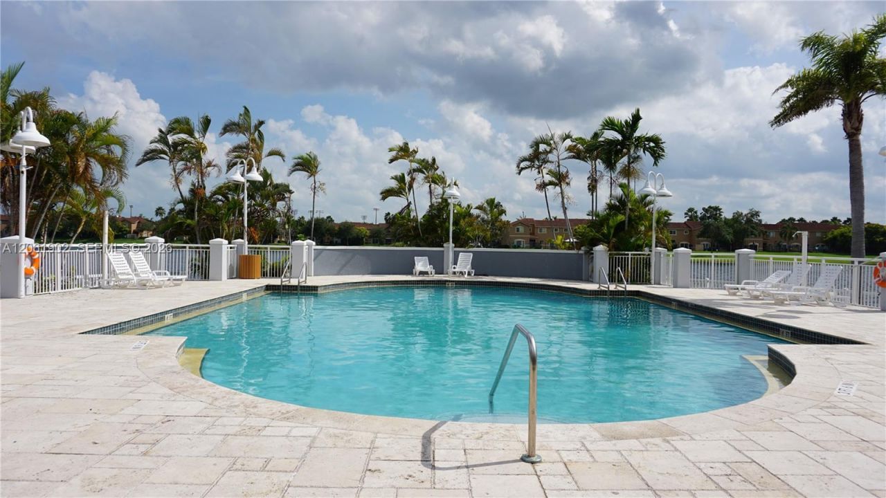 8600 SW 212th St, Unit 108, Cutler Bay, FL 33189 Photo