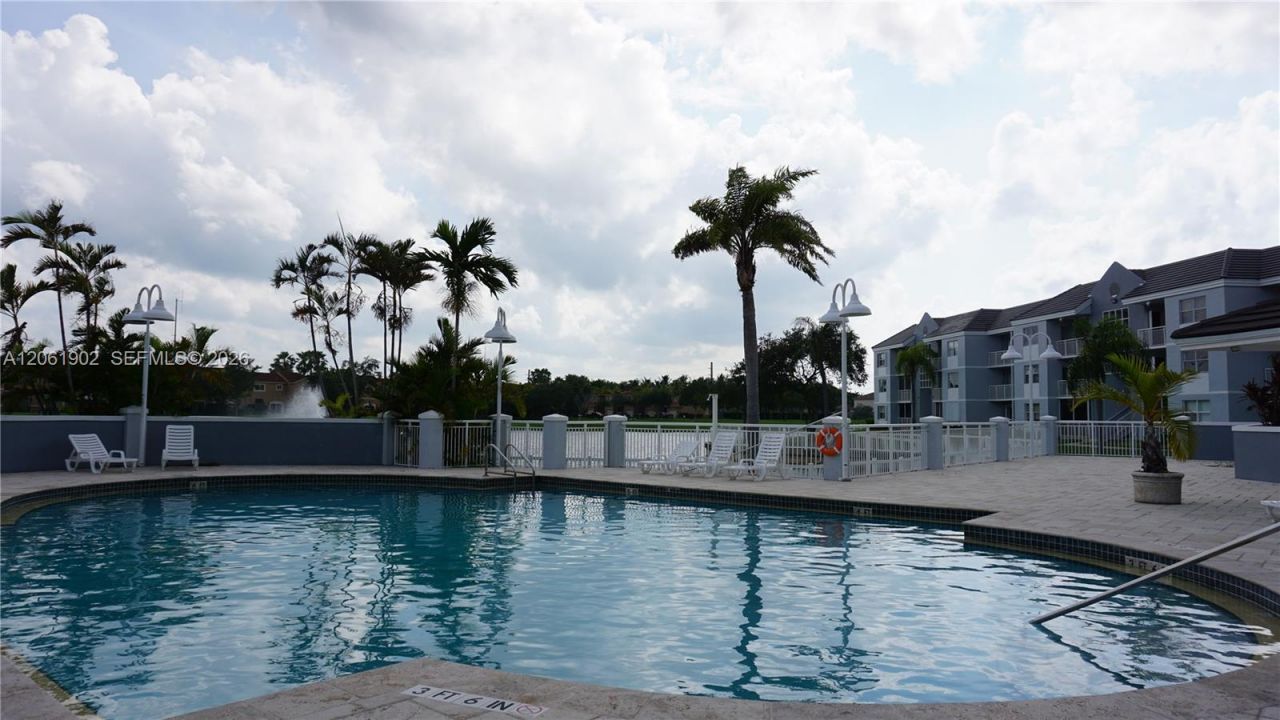 8600 SW 212th St, Unit 108, Cutler Bay, FL 33189 Photo