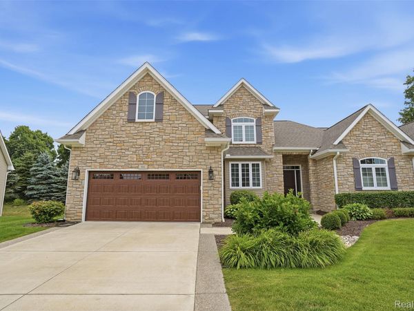 66 Fox Hollow Drive, Lapeer, Mi 48455
