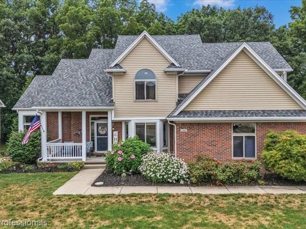 1261 Deer Creek Trail, Mundy Township, Mi 48439