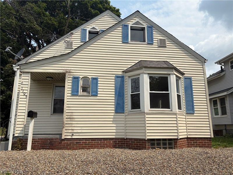1195 Lindsay Avenue, Akron, OH 44306 Photo 1