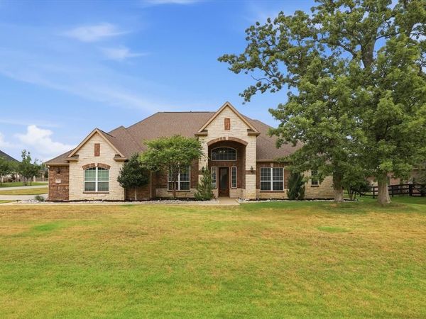 127 Dogwood Drive, Krugerville, TX 76227