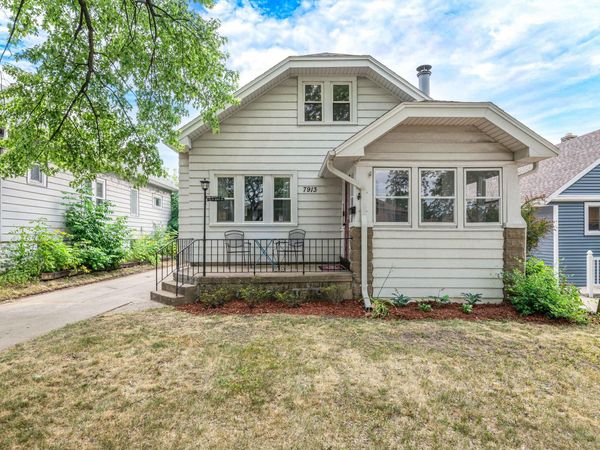 7913 W North Ave, Wauwatosa, WI 53213