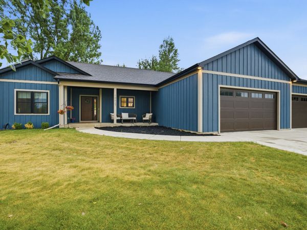 10027 Camelot Dr, Mount Pleasant, WI 53406