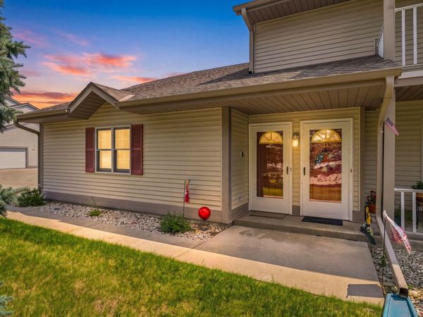 820 Devonshire Ln, Unit C, West Bend, WI 53090