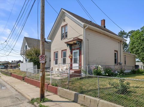 Main Photo