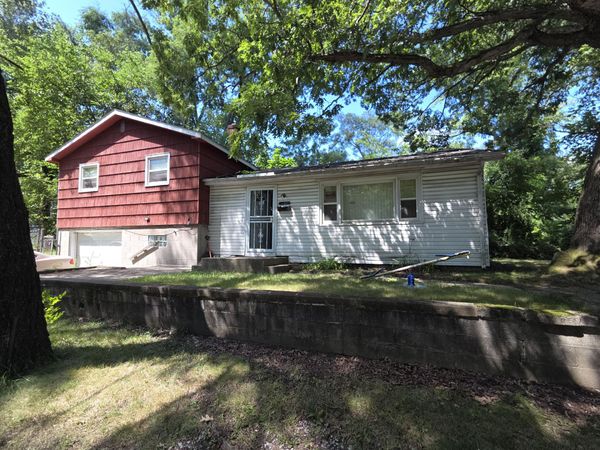 1431 E 41st Avenue , Gary, IN 46409