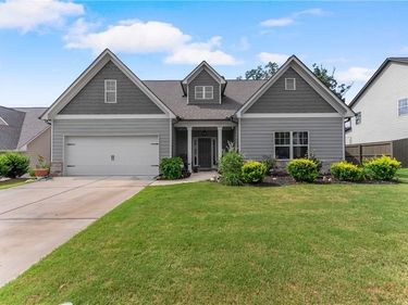 6619 Blue Cove Drive , Flowery Branch, GA 30542