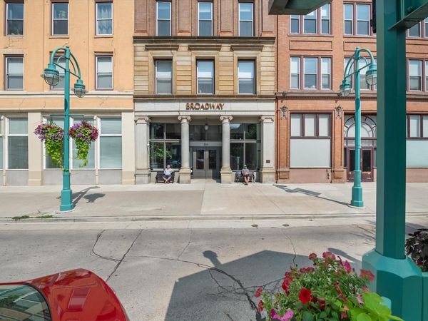 234 N Broadway, Unit 418, Milwaukee, WI 53202