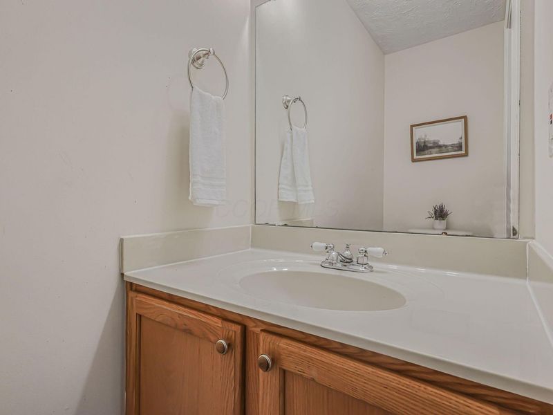 5870 Coldcreek Drive , Hilliard, OH 43026 Photo 31