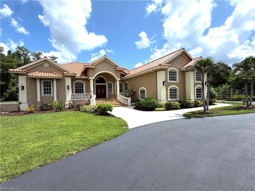 491 16th Ave Nw, Naples, FL 34120 Photo