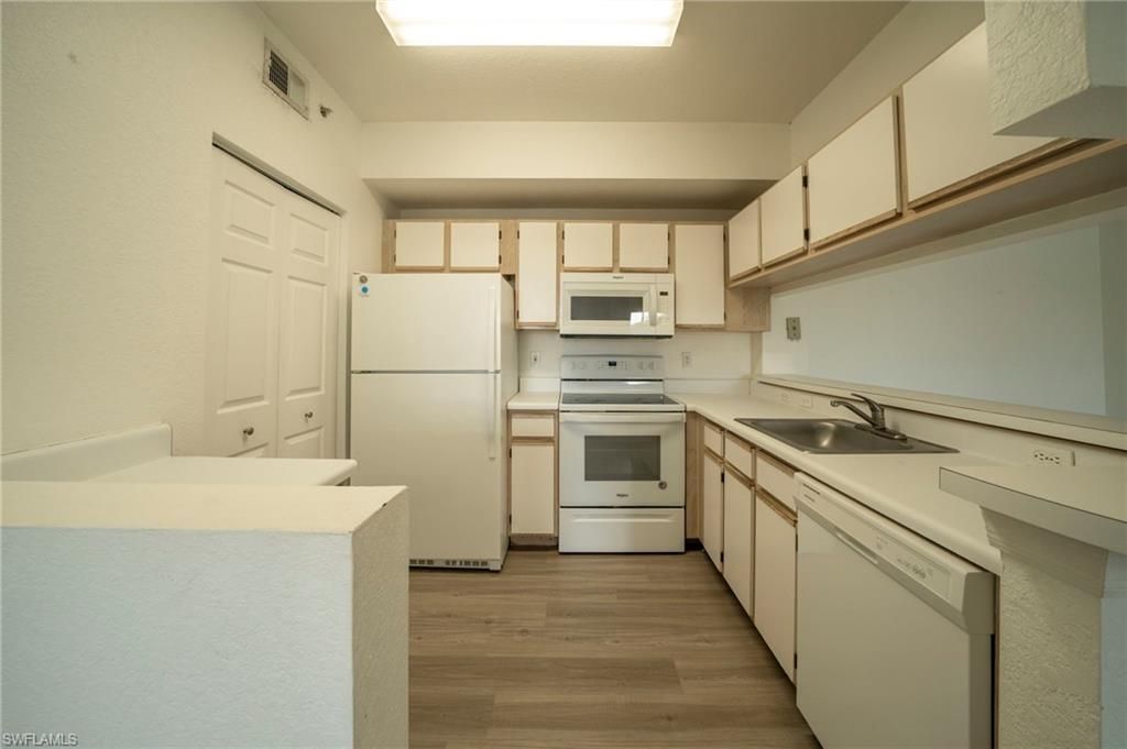 6400 Aragon Way , Unit 303, Fort Myers, FL 33966 Photo
