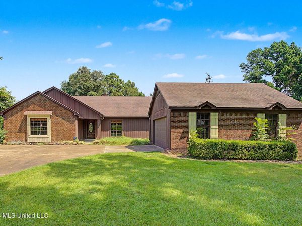 124 N Parkway Street, Hernando, MS 38632