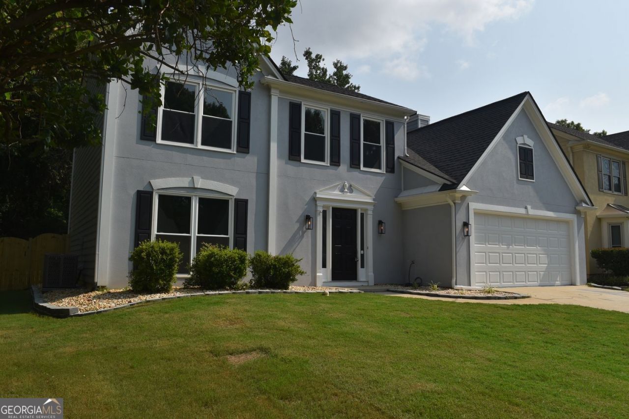 10680 Glenbarr Drive, Johns Creek, GA 30097 Main Photo
