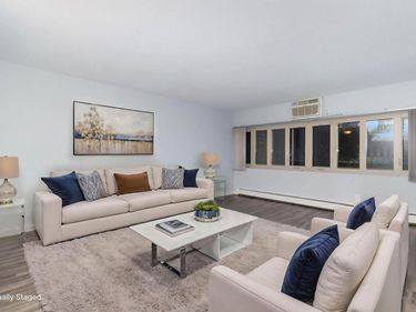 4351 Parklawn Avenue, Unit 7E, Edina, MN 55435