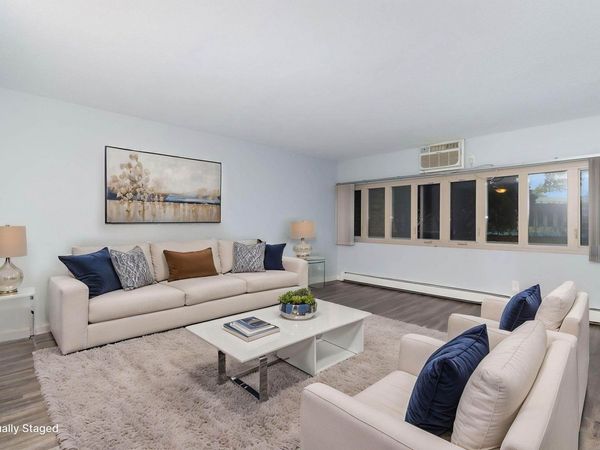 4351 Parklawn Avenue, Unit 7E, Edina, MN 55435