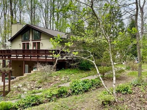 1073 Crane Ct , Kingston Springs, TN 37082