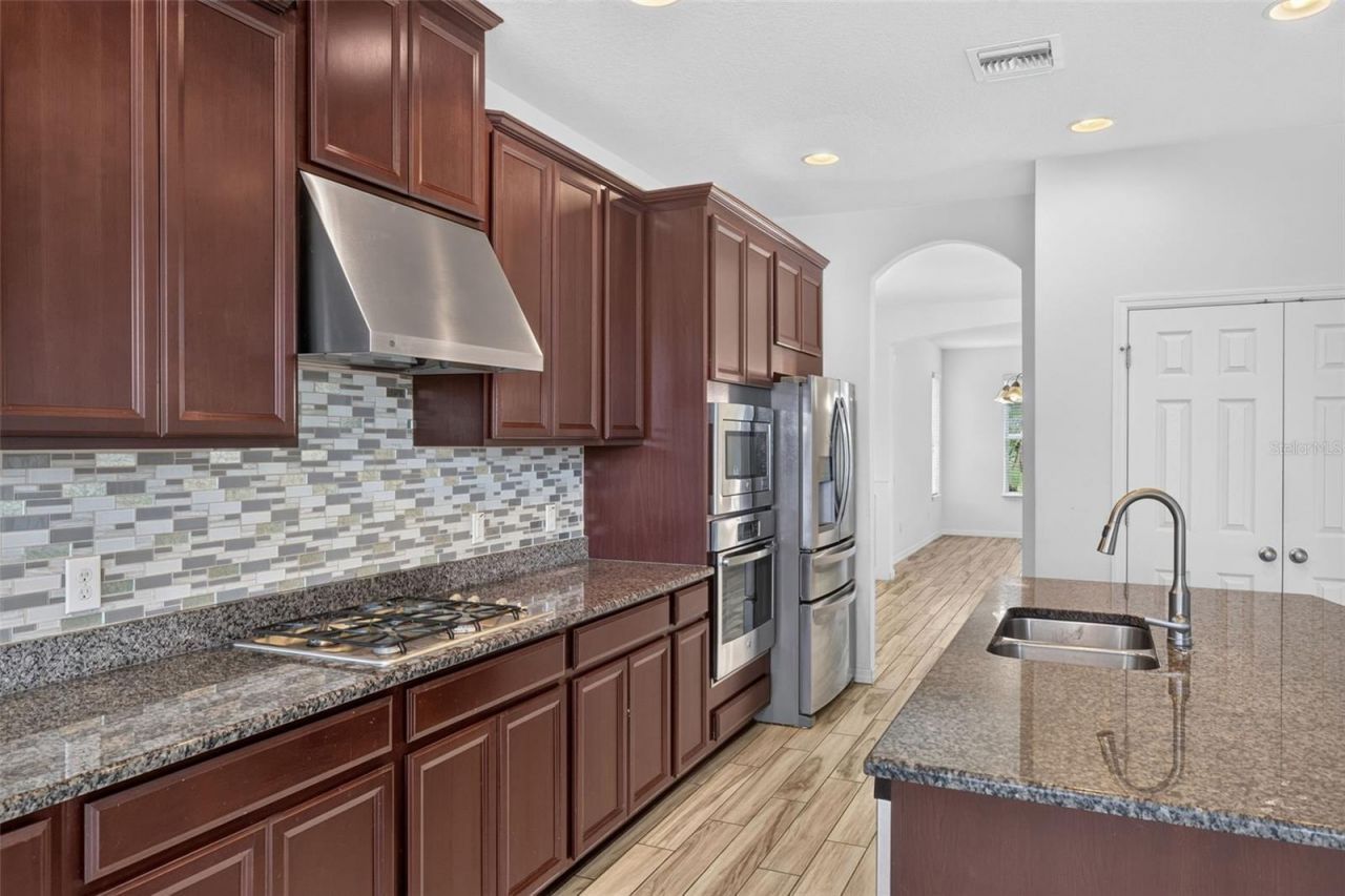 5934 Anise Drive, Sarasota, FL 34238 Photo