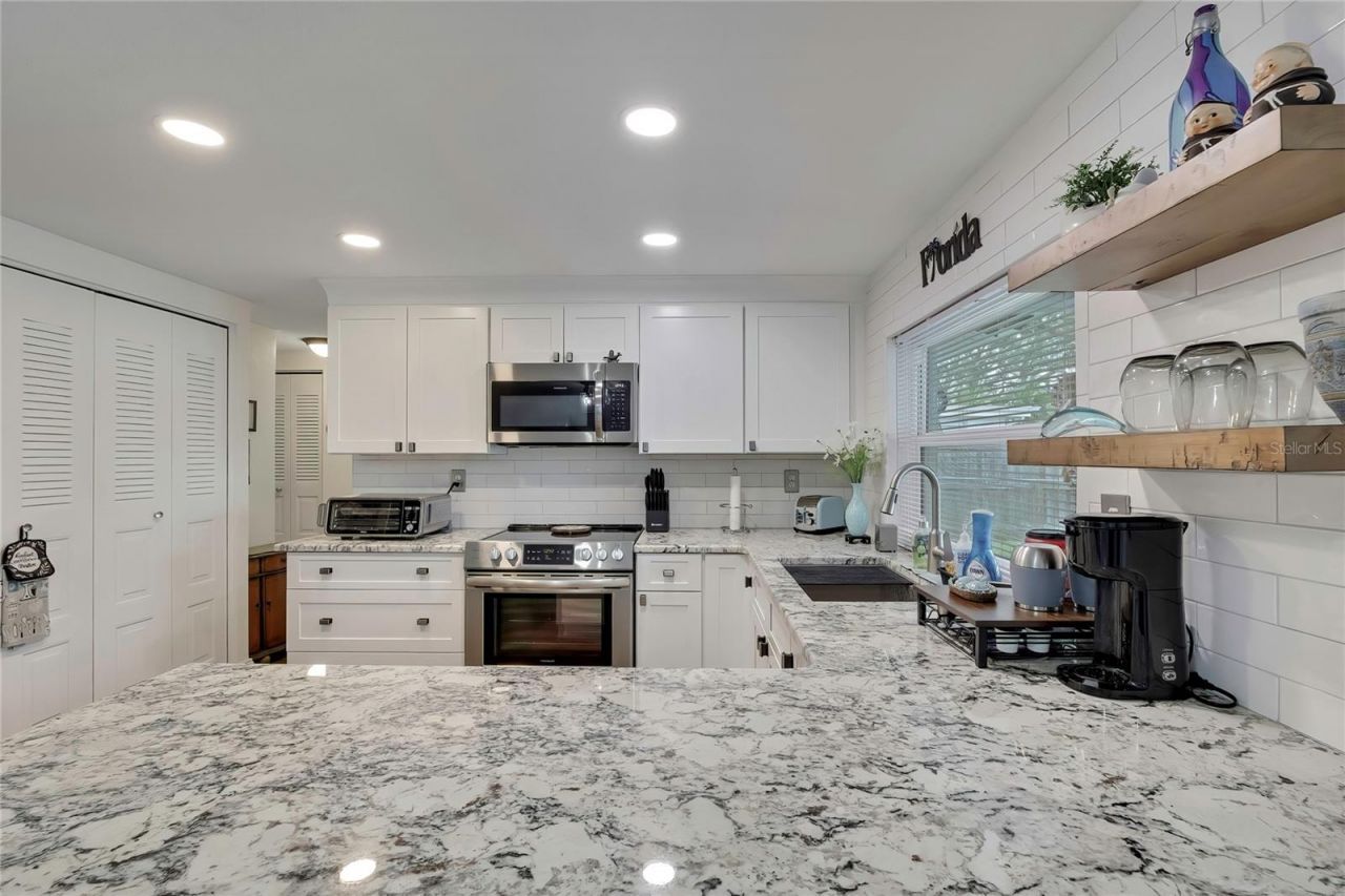 7234 Fairfax Drive , Port Richey, FL 34668 Photo