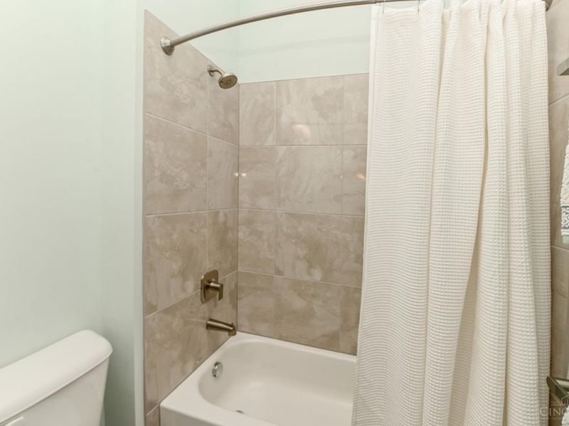 4049 Retreat Drive, Blue Ash, OH 45241 Photo 32
