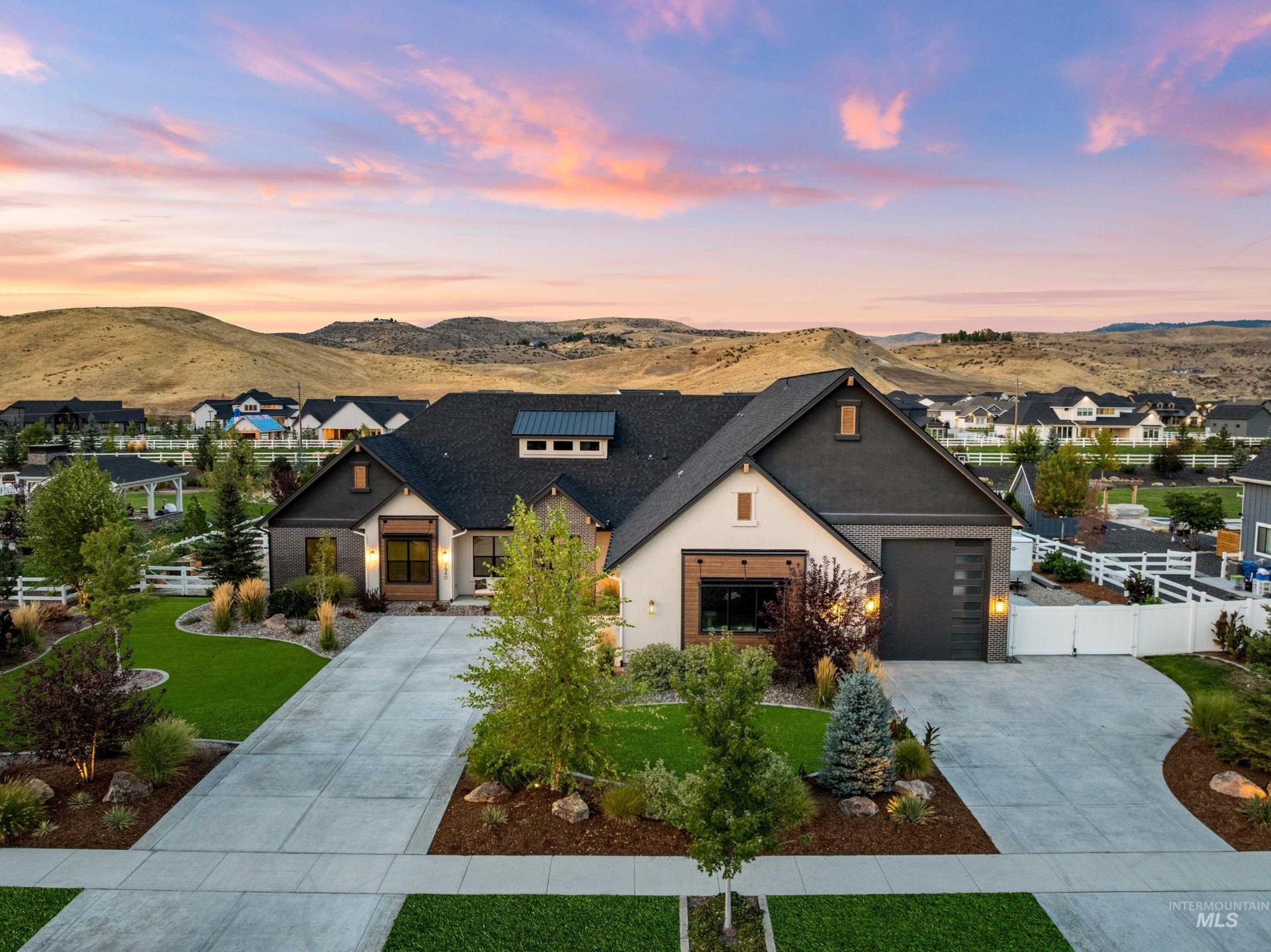 7940 W Mirror Pond Drive, Boise, ID 83714 Main Photo