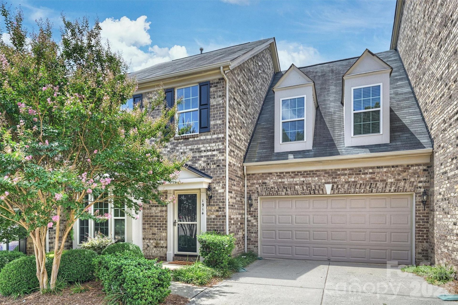 1914 Colony Line Court, Charlotte, NC 28210 Main Photo