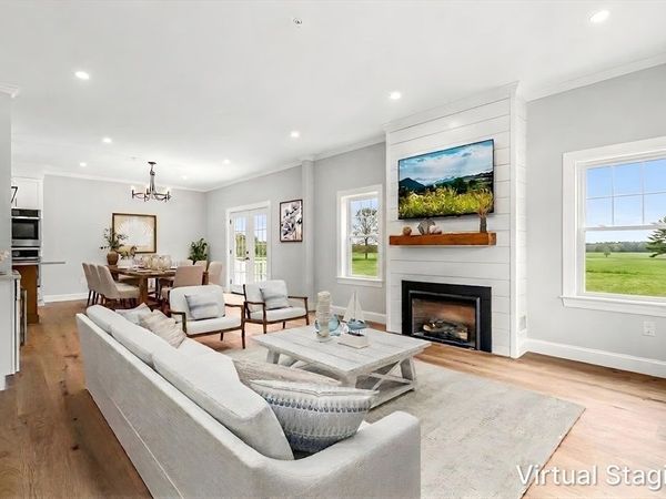 13 Whitman Circle, Unit 13, Bellingham, MA 02019