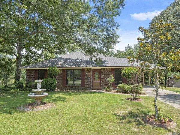 8105 Raleigh Dr, Ethel, LA 70730