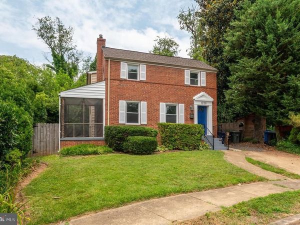 1220 N LIVINGSTON STREET, ARLINGTON, VA 22205