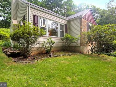 770 ALMSHOUSE ROAD, DOYLESTOWN, PA 18901