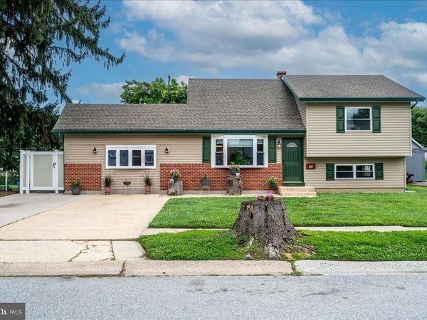 19 LYNCH FARM DRIVE, NEWARK, DE 19713
