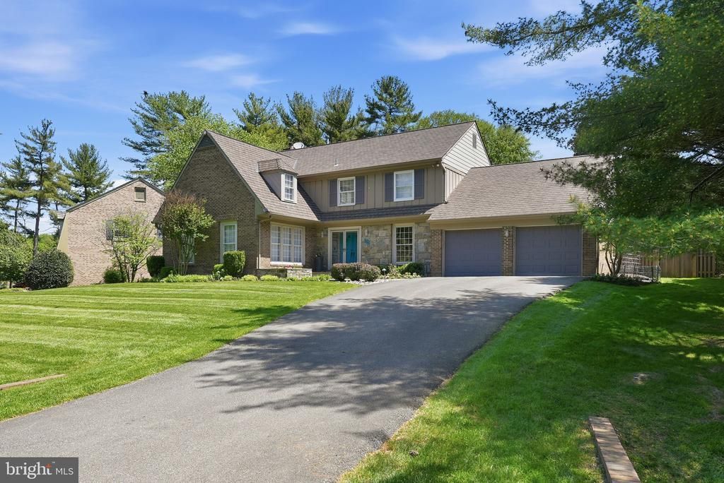 7556 Pepperell Drive, Bethesda, MD 20817 Main Photo