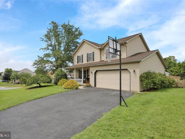 314 WINDING WAY , WOMELSDORF, PA 19567