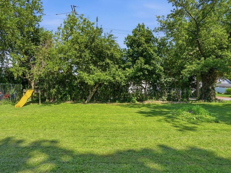 31 Swanson Street, Huron, OH 44839 Photo 2
