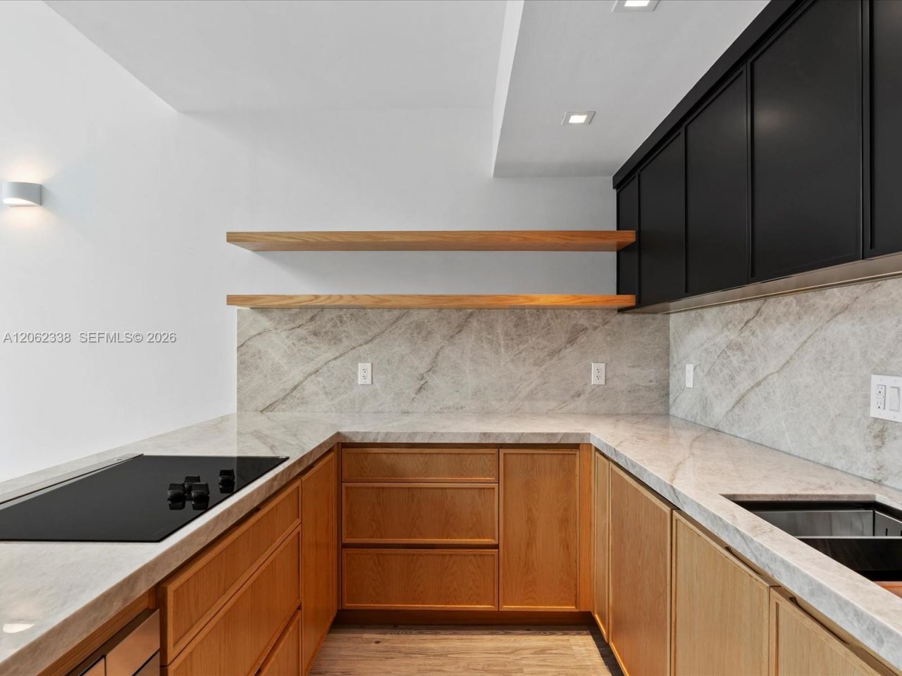 92 SW 3rd St , Unit 704, Miami, FL 33130 Photo
