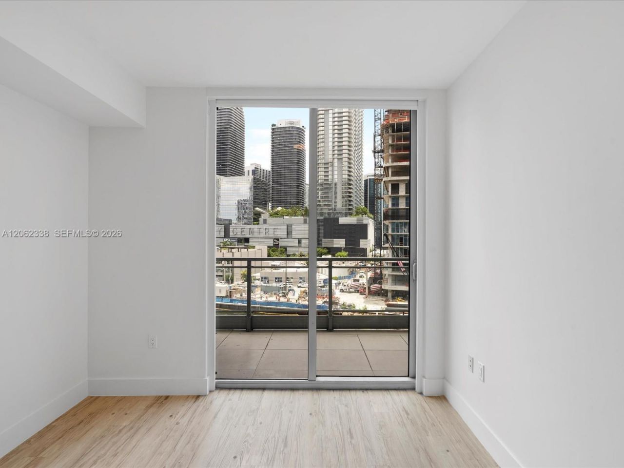 92 SW 3rd St , Unit 704, Miami, FL 33130 Photo